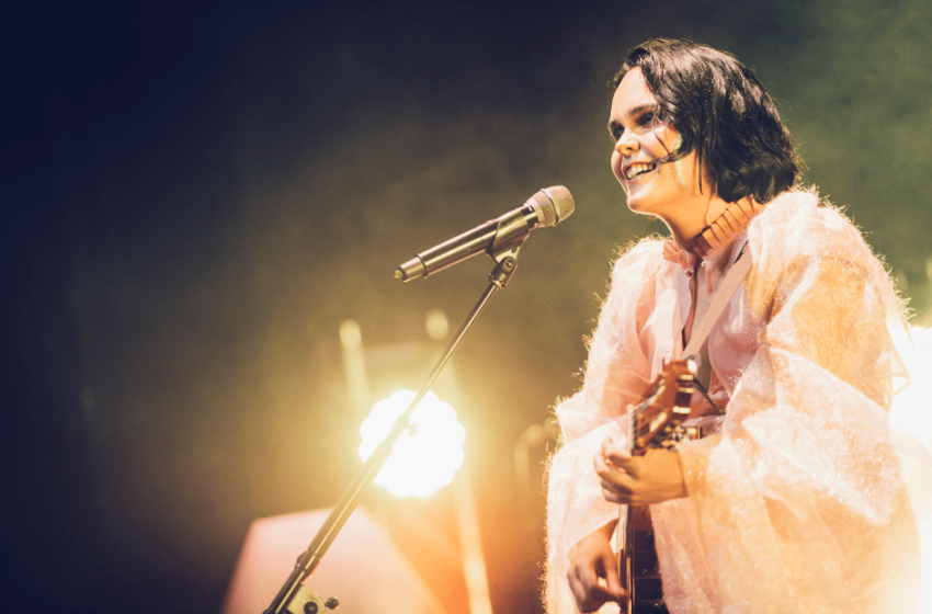  Camila Moreno celebrará los 31 años de Blondie Club con show a la carta