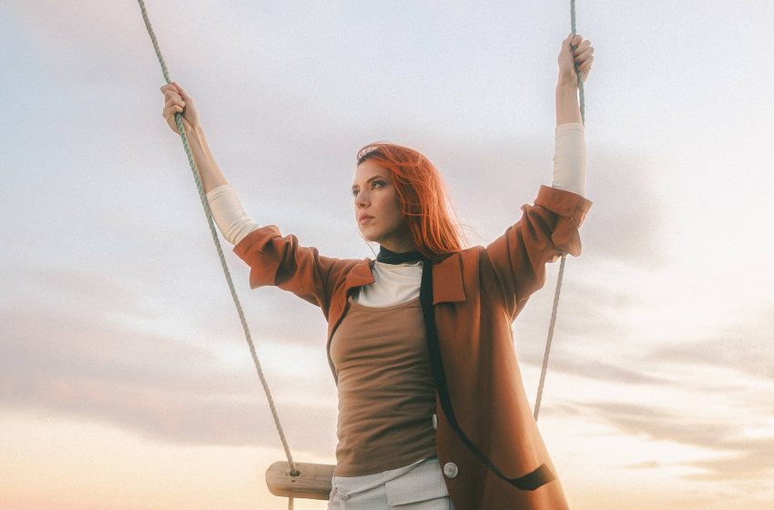  Mariana Montenegro estrena «Ingrávida», su segundo álbum