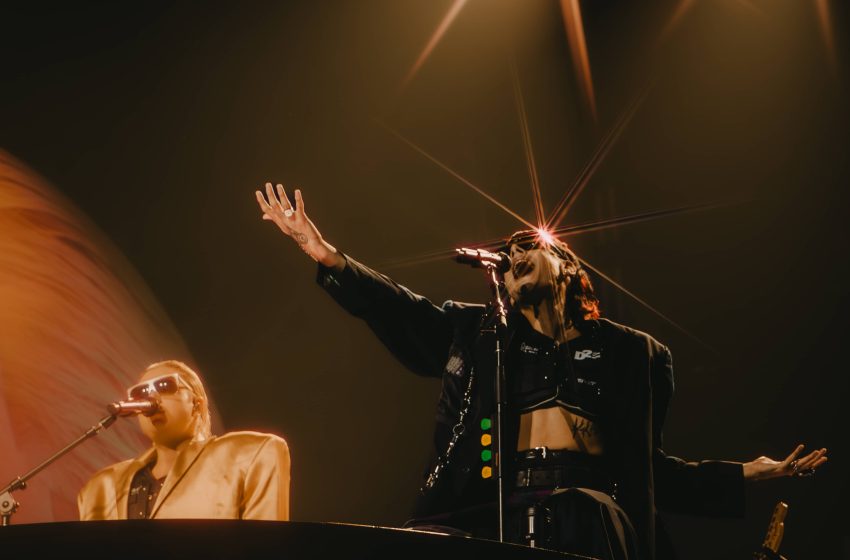  No hay nadie que los pare: Ca7riel & Paco Amoroso devoran Santiago con un show increíble