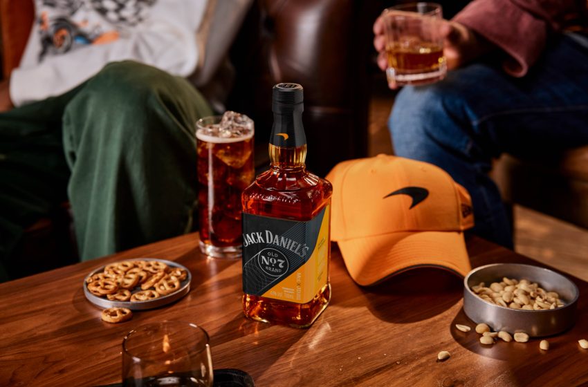  Jack Daniel’s y McLaren Fórmula 1 Team presentan edición limitada Tennessee Whiskey para la temporada F1 2025