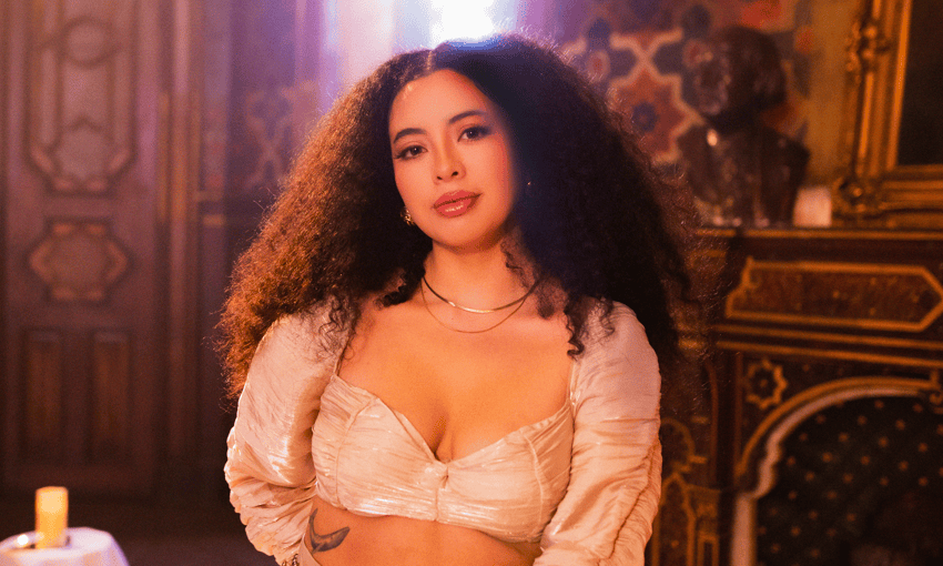  Ania Ivania estrena «Sana Sana», el último adelanto de su próximo álbum